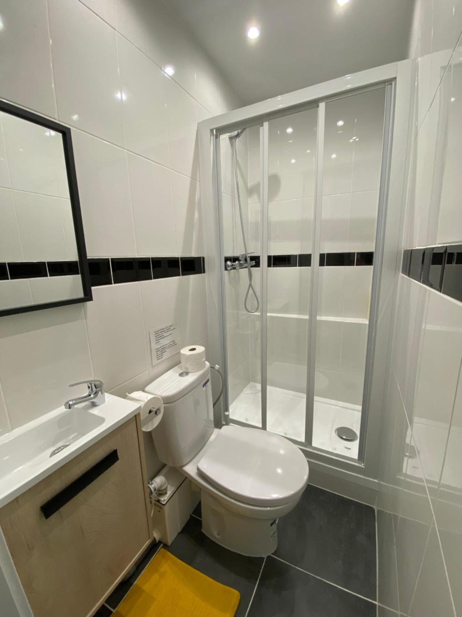 Apartamentos Econostay Fuencarral Madrid Exterior foto